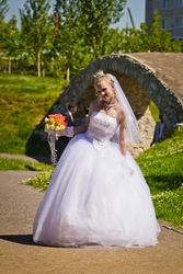 Свадебное платье (белое) 