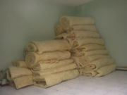 Продам 4 коробки изовера (более трех рулонов)