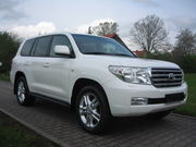 Toyota Land Cruiser 200